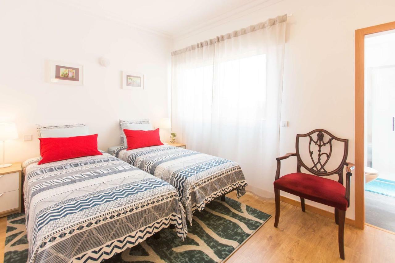 Friends & Family Tree Apartment Porto Exterior photo