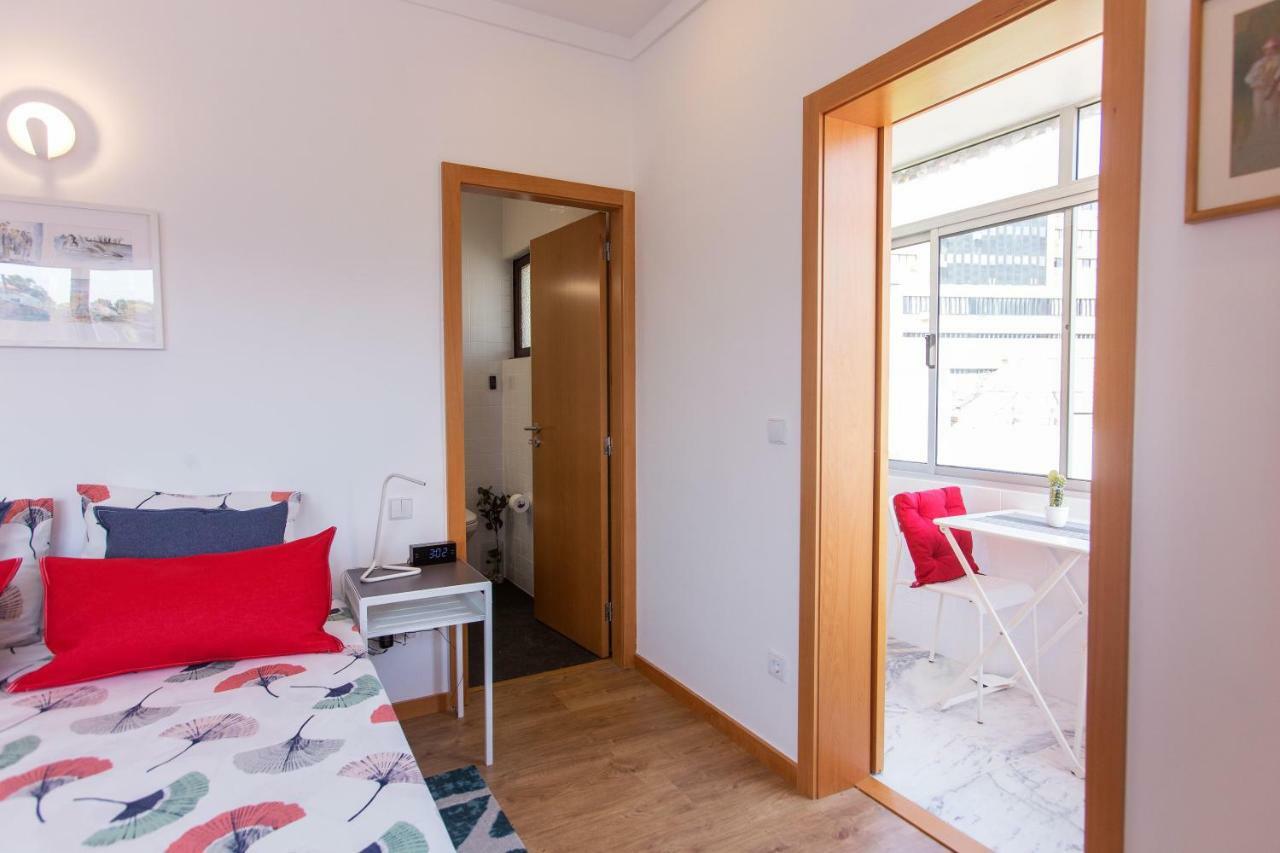 Friends & Family Tree Apartment Porto Exterior photo
